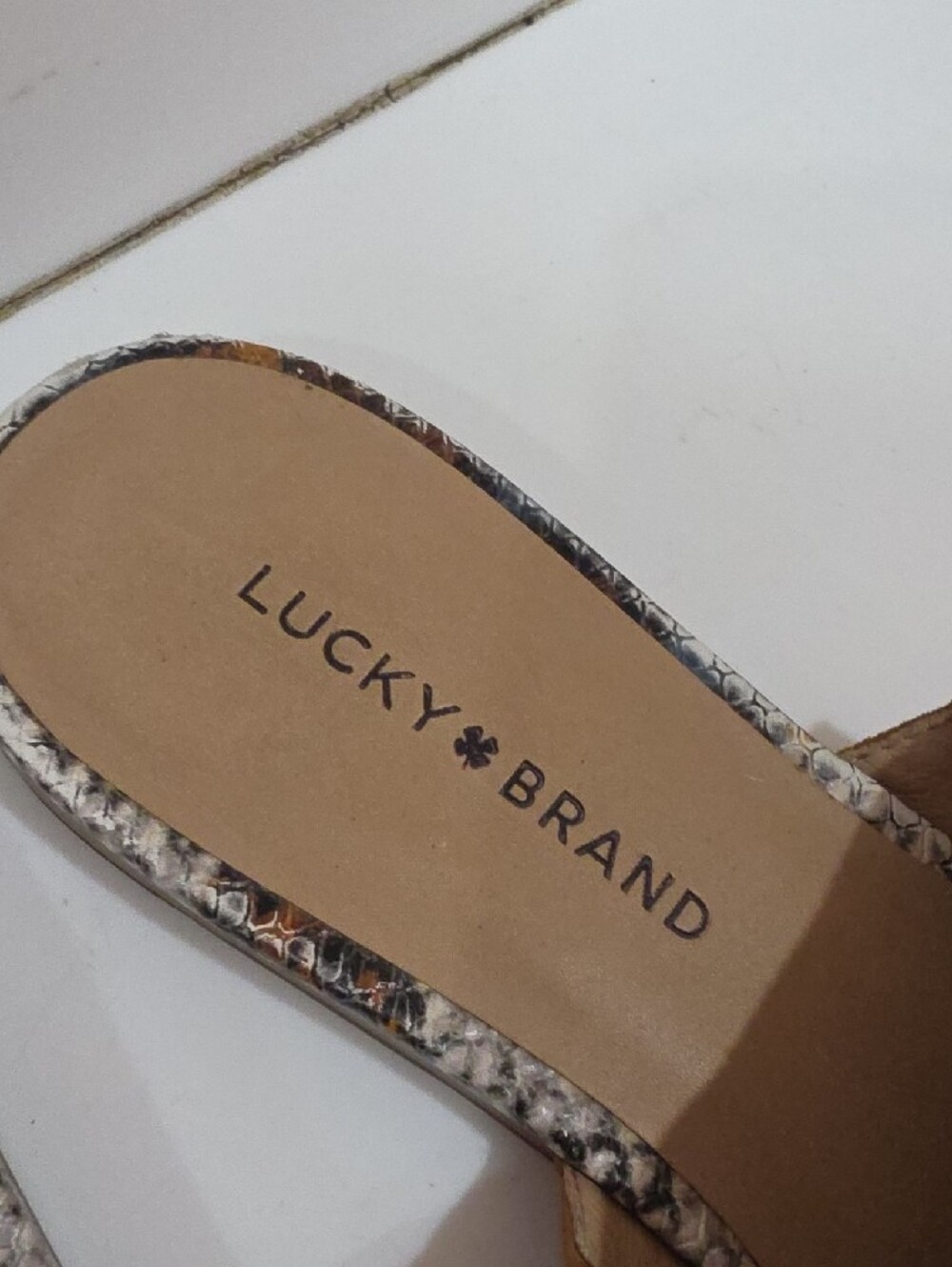 Lucky Brand Cognac Pointed Leather Mules - Picture 3 of 6